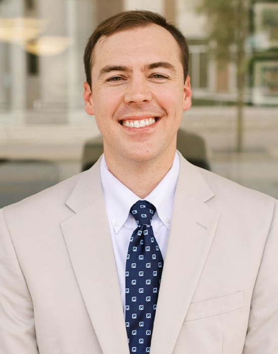 Robert E. Lee Davies, Jr. | Franklin Attorney Robert E. Lee Davies, Jr. | Franklin Attorney